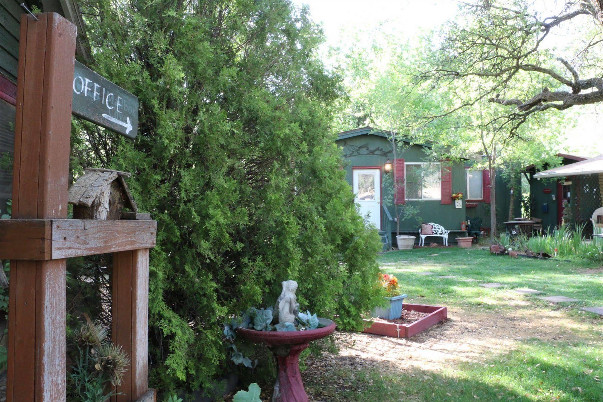 Apple Creek Cottages Прескот Екстериор снимка