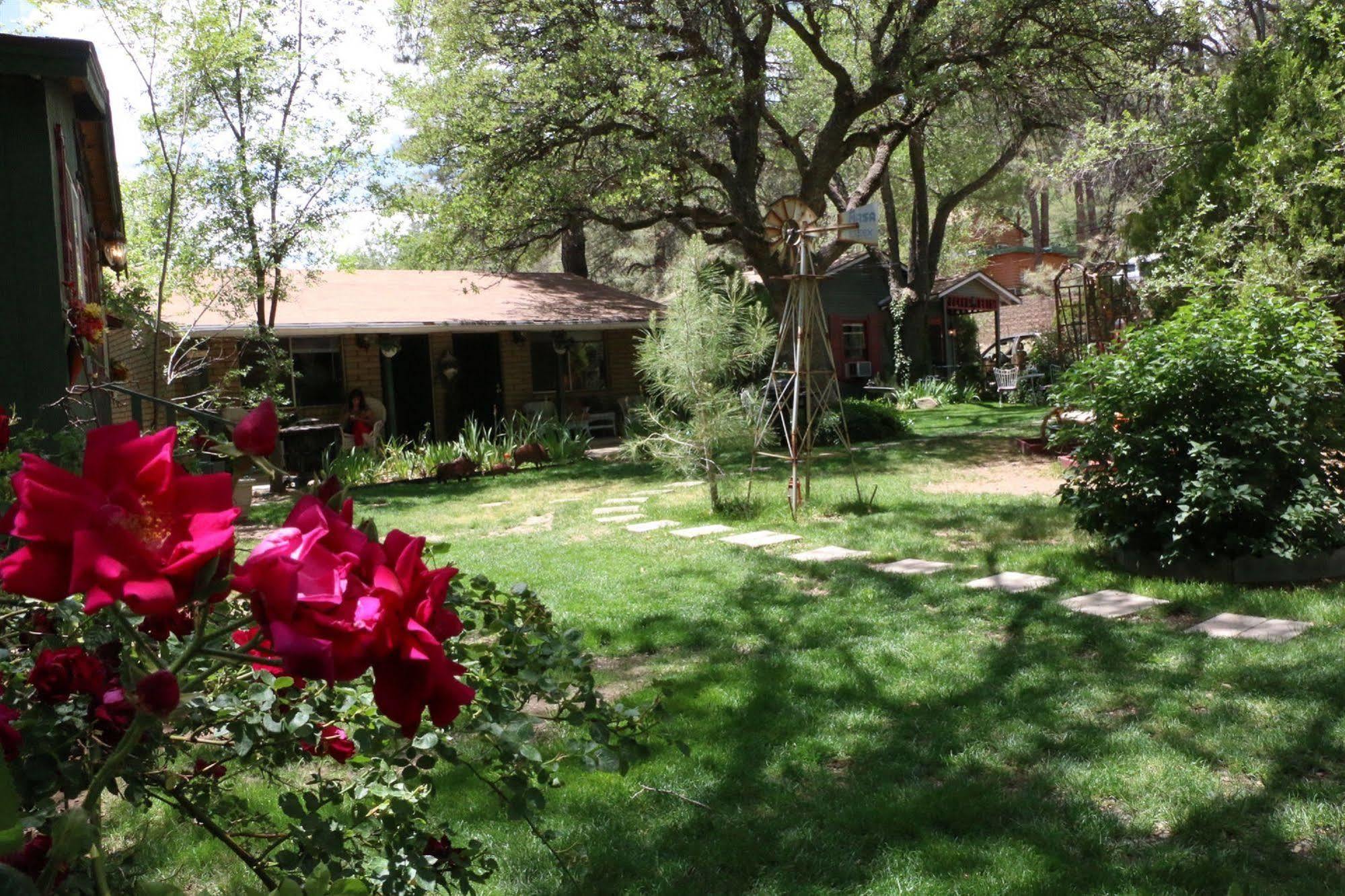 Apple Creek Cottages Прескот Екстериор снимка