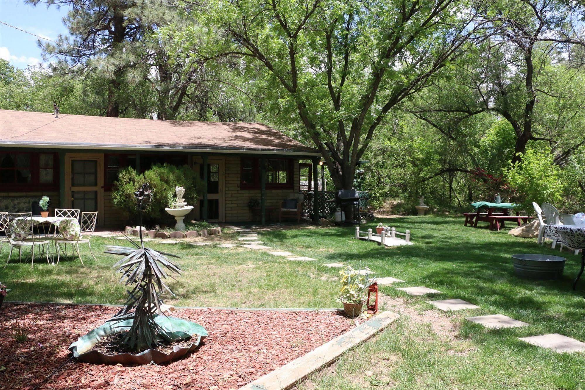 Apple Creek Cottages Прескот Екстериор снимка